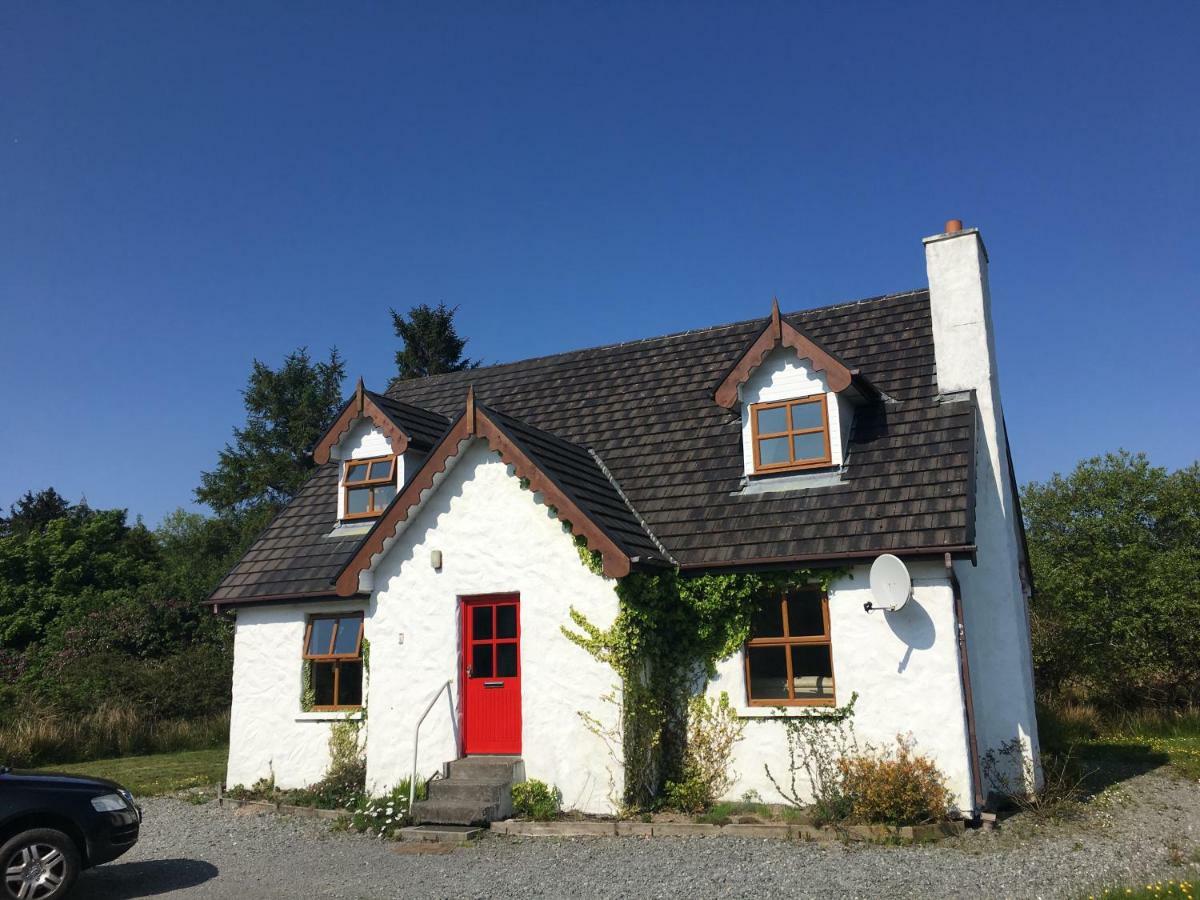 Heatherhill Farm Cottage In Letterfrack Beside Connemara National Park Exterior foto
